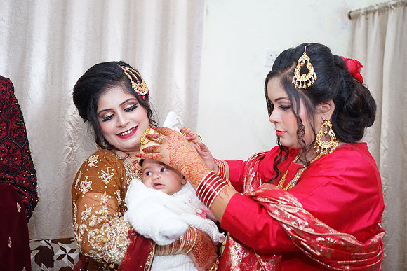 Subhan & Tabinda Barat 00263