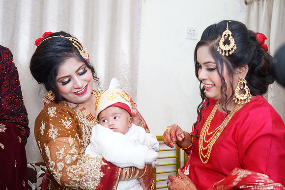 Subhan & Tabinda Barat 00264