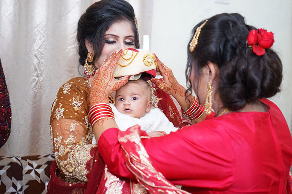 Subhan & Tabinda Barat 00265