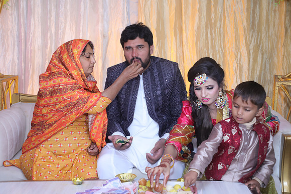 Ibrar & Aleena Mehndi 00188