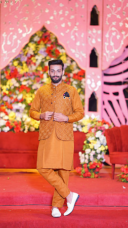 Usama & Arooj Mehndi 00018