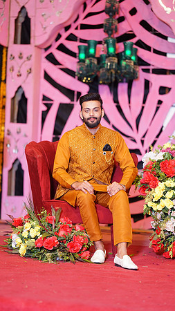 Usama & Arooj Mehndi 00031