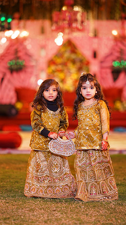 Usama & Arooj Mehndi 00058