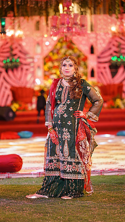 Usama & Arooj Mehndi 00089
