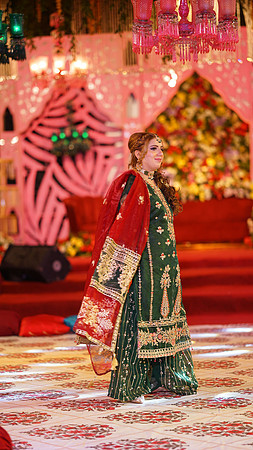 Usama & Arooj Mehndi 00101
