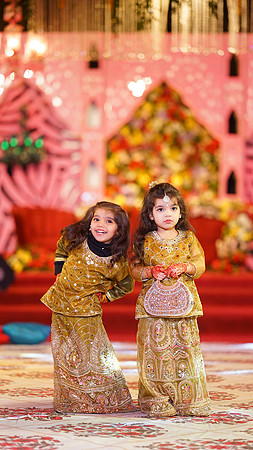 Usama & Arooj Mehndi 00113
