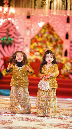Usama & Arooj Mehndi 00115