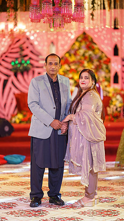 Usama & Arooj Mehndi 00153