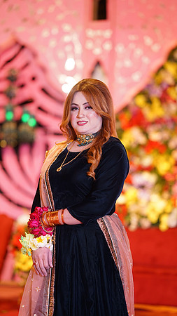 Usama & Arooj Mehndi 00170