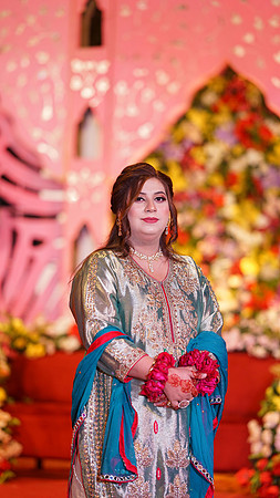 Usama & Arooj Mehndi 00178