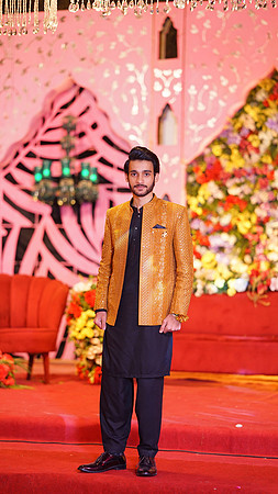 Usama & Arooj Mehndi 00188