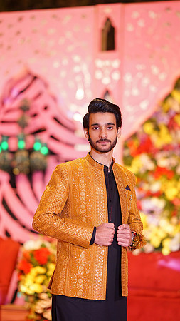 Usama & Arooj Mehndi 00192
