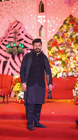 Usama & Arooj Mehndi 00196