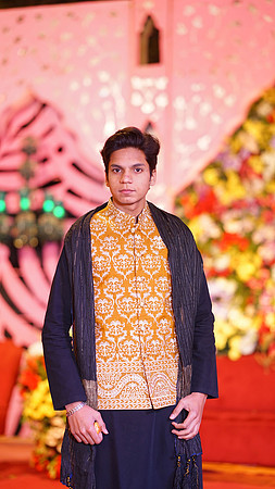 Usama & Arooj Mehndi 00207