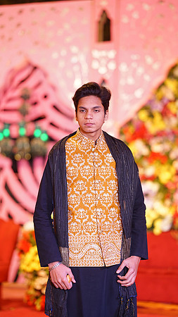 Usama & Arooj Mehndi 00208