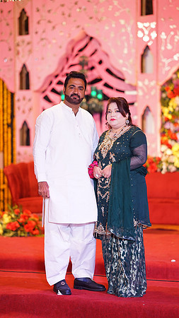 Usama & Arooj Mehndi 00211