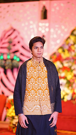 Usama & Arooj Mehndi 00210