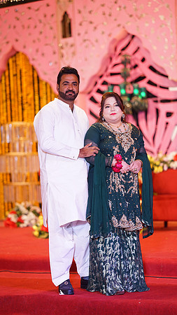 Usama & Arooj Mehndi 00214