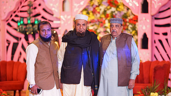 Usama & Arooj Mehndi 00217
