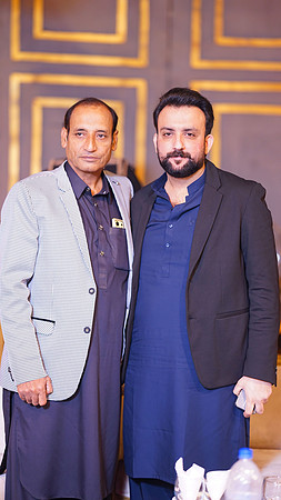 Usama & Arooj Mehndi 00223