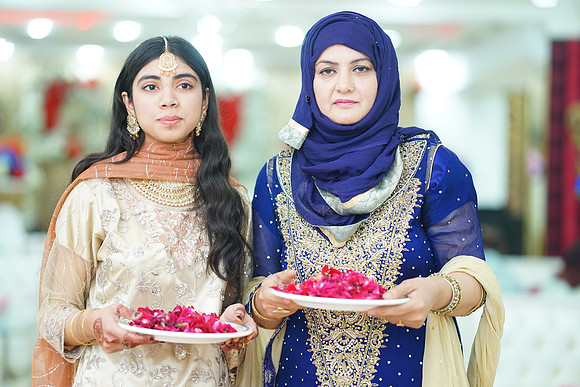 Iqra & Amir Barat 00127