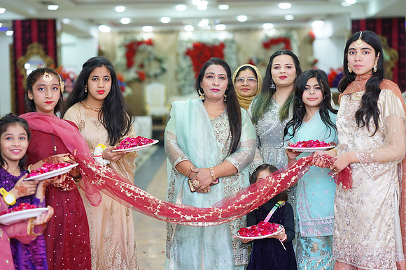 Iqra & Amir Barat 00178