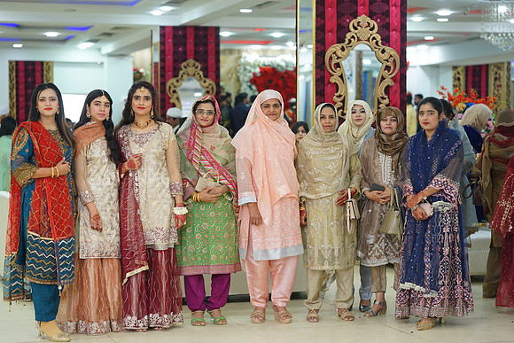 Iqra & Amir Barat 00198