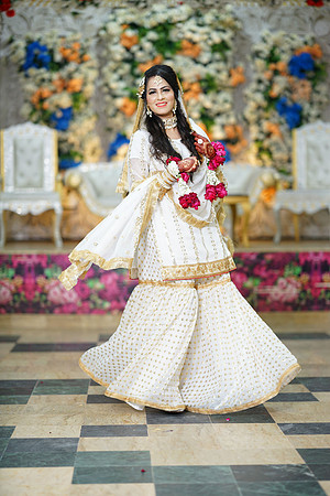 Waseem & Nimra Mehndi 00039