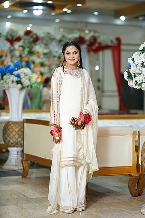 Waseem & Nimra Mehndi 00187