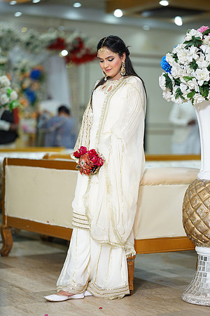 Waseem & Nimra Mehndi 00197