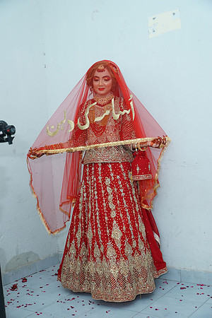 Usama & Arooj Barat 00023