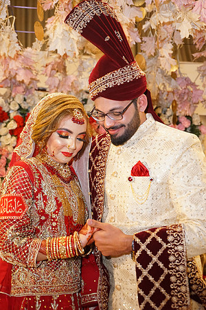 Usama & Arooj Barat 00063