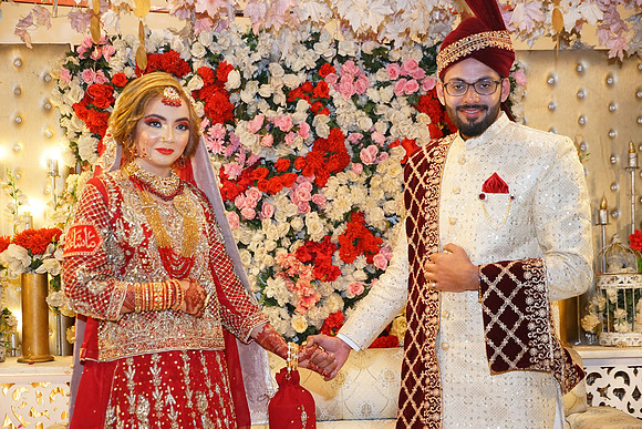 Usama & Arooj Barat 00069