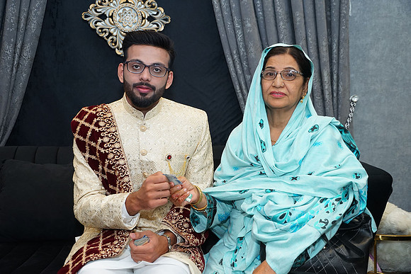 Usama & Arooj Barat 00122