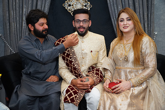 Usama & Arooj Barat 00170