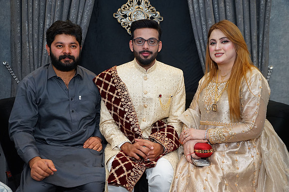 Usama & Arooj Barat 00177
