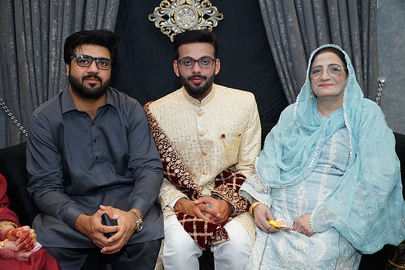 Usama & Arooj Barat 00178