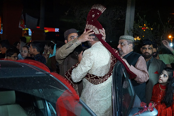 Usama & Arooj Barat 00228