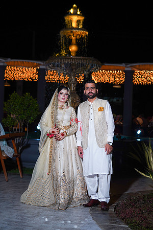 Azhar & Ayesha 00107