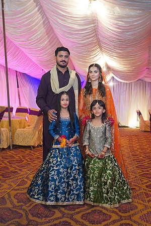 Iqra & Amjad Mehndi 00204