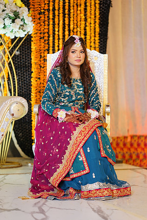 Ayesha & Arslan Mehndi 00025