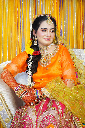 Rafiya & Fahad Mehndi 00035