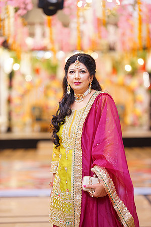 Khadija & Usama Mehndi 00065