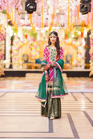 Khadija & Usama Mehndi 00068