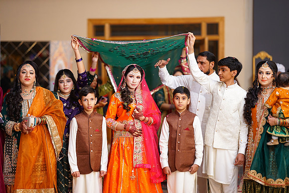 Khadija & Usama Mehndi 00131