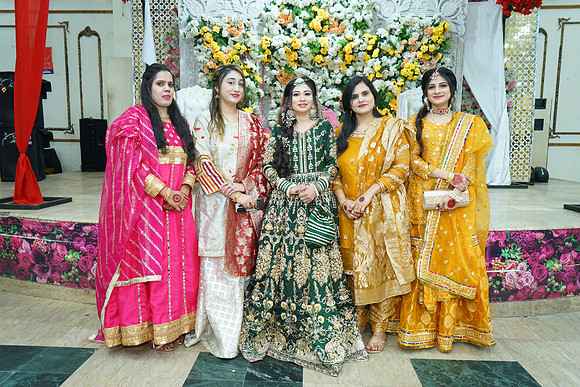 Ali & Ammara Mehndi 00083