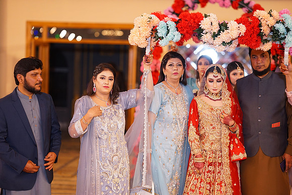 Khadija & Usama Barat 00267