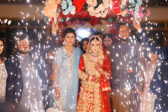 Khadija & Usama Barat 00270