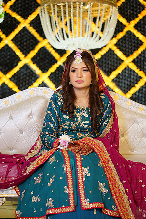 Ayesha & Arslan Mehndi 00004