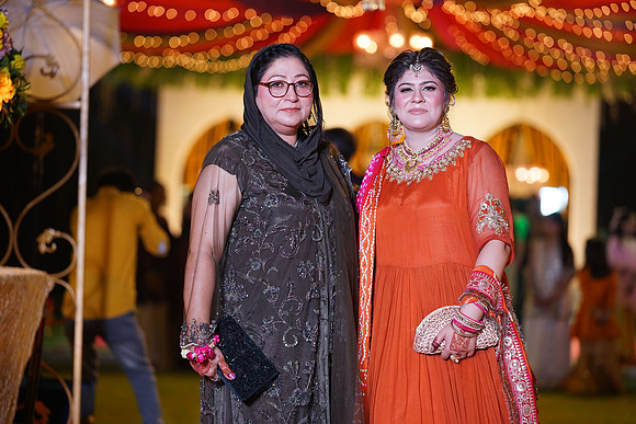 Ammara & Azeem Mehndi 00169